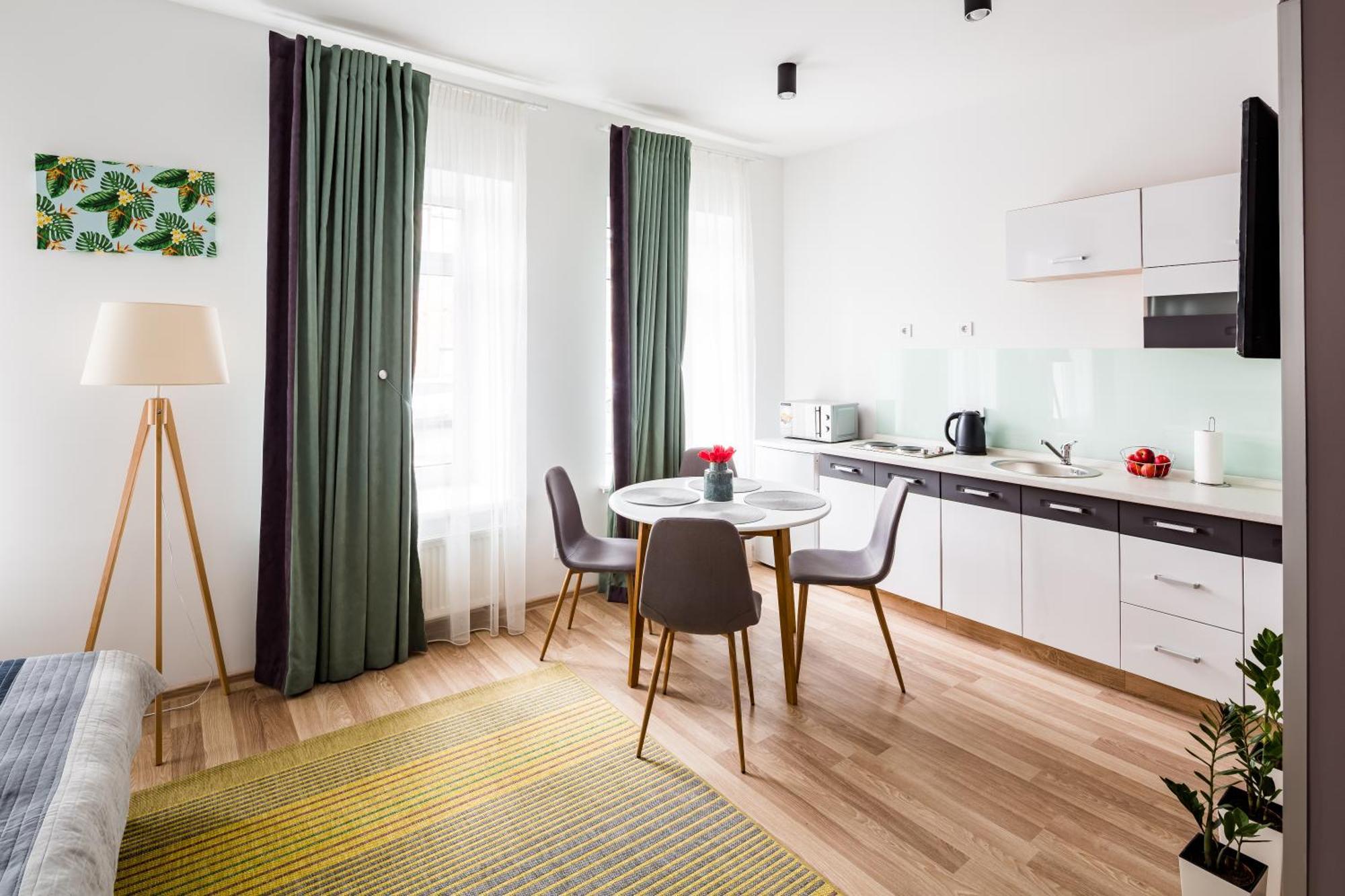 Apart Hotel Code 10 Liov Exterior foto