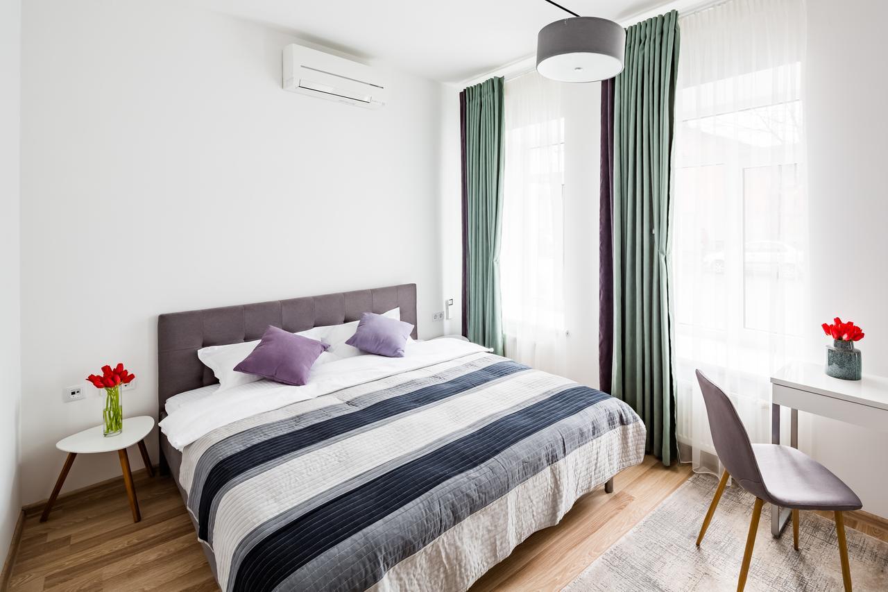 Apart Hotel Code 10 Liov Exterior foto