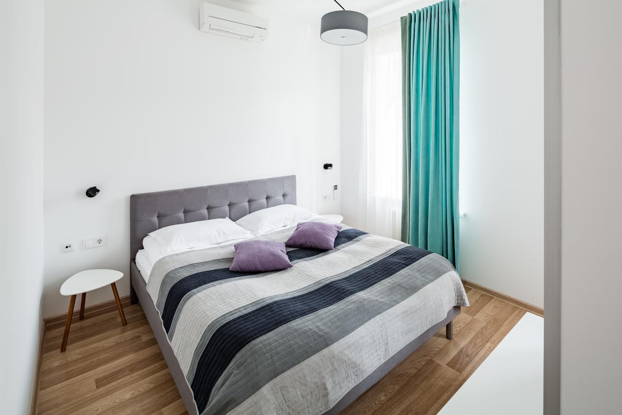 Apart Hotel Code 10 Liov Exterior foto